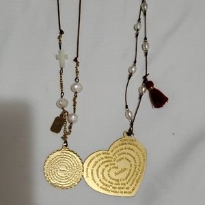 adjustable  bundle of 2 necklace.